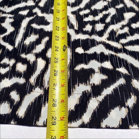 🎉2/20 Alfred Sung Front Pocket Blouse Tank Leopard Print Shirt Abstract Top - Picture 8 of 10